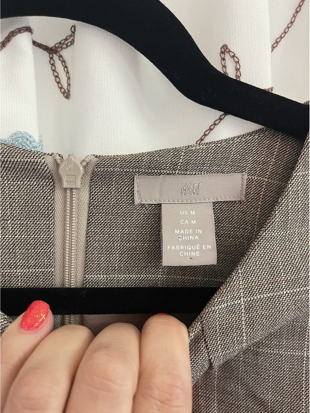 New Without Tags | H&M | Sz M | Plaid belted sheath dress - Picture 5 of 9